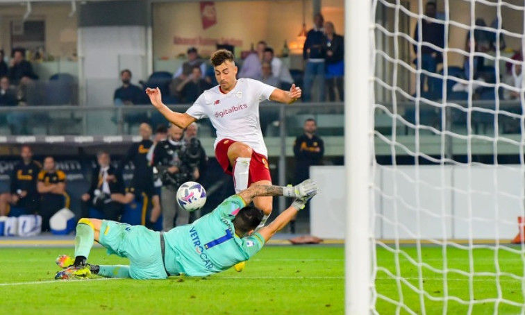 Roma thắng trong bốn phút cuối