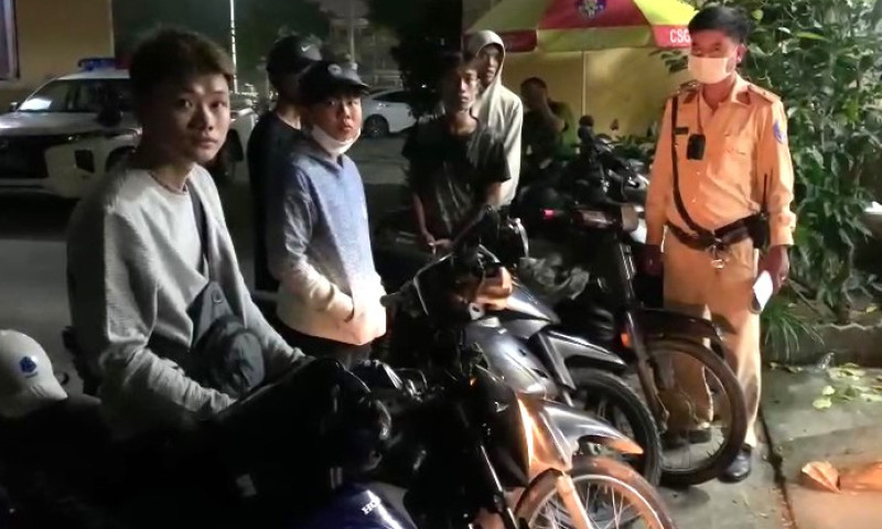 Truy xét nhóm “quái xế”, phát hiện 2 đối tượng trộm cắp tài sản