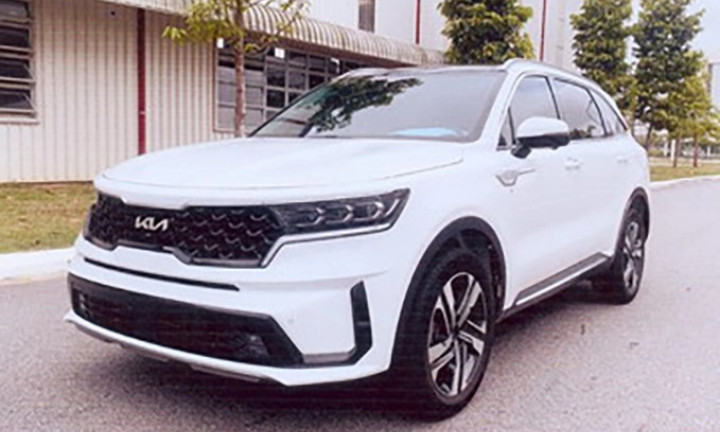 Cận cảnh Kia Sorento HEV 2023 tại Việt Nam: Thiết kế đẹp không tì vết