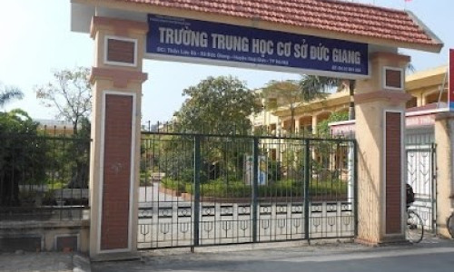 Khẩn trương xác minh vụ học sinh lớp 9 nhảy từ tầng 3