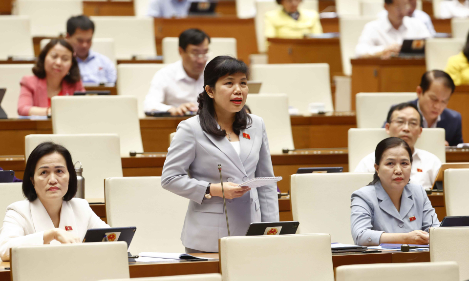 Thủ tướng Chính phủ Phạm Minh Chính trực tiếp trả lời chất vấn của đại biểu Quốc hội