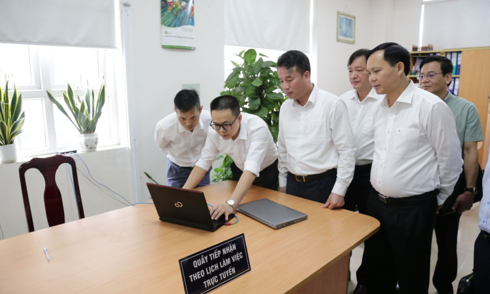 Thí điểm triển khai tiện ích đặt lịch làm việc tại BHXH địa phương 