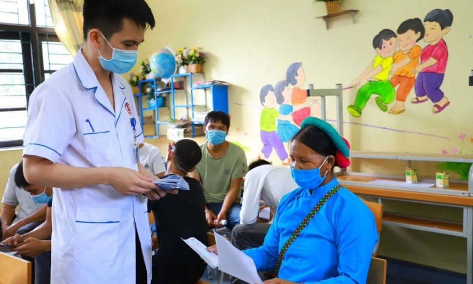 Không có cơ sở pháp lý và thực tiễn để người dân tộc Kinh được hưởng BHYT theo Nghị quyết số 16 của HĐND tỉnh như người DTTS