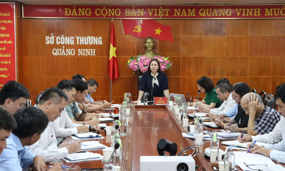 Đảm bảo hoạt động kinh doanh xăng dầu trên địa bàn tỉnh những tháng cuối năm
