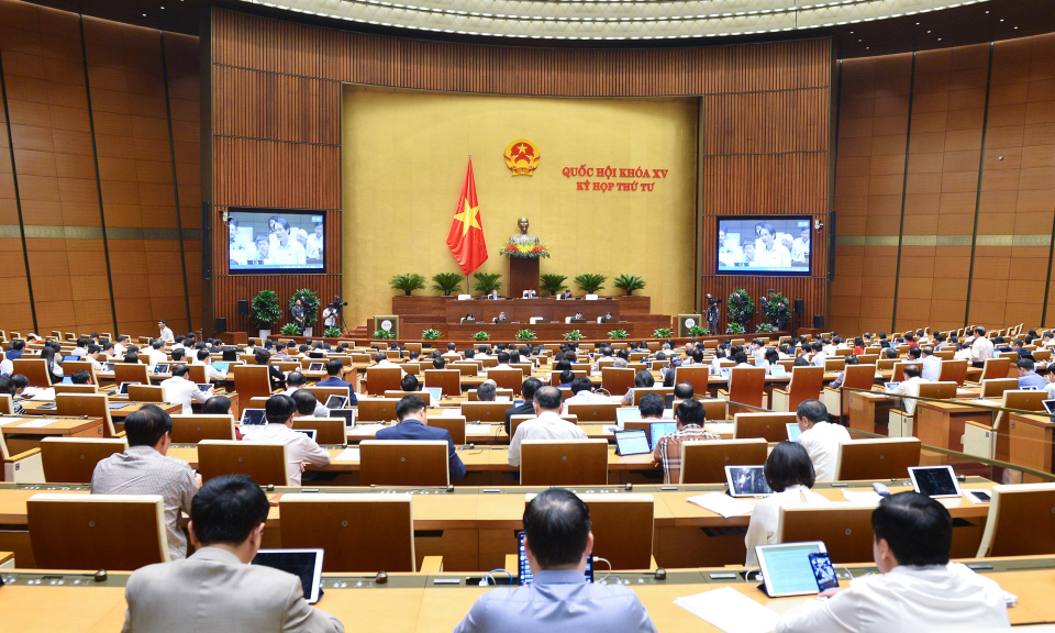 Quốc hội thông qua Nghị quyết về phân bổ ngân sách Trung ương năm 2023; Nghị quyết về dự toán ngân sách nhà nước năm 2023