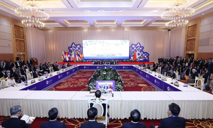 Thủ tướng tham dự Hội nghị Cấp cao ASEAN với các đối tác Trung Quốc, Hàn Quốc, LHQ