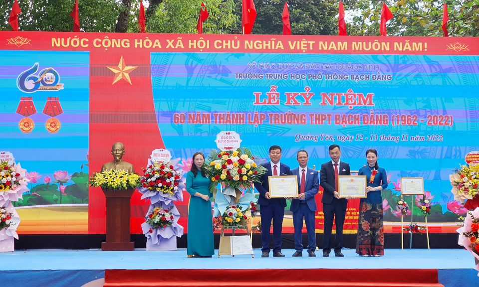 Kỷ niệm 60 năm thành lập Trường THPT Bạch Đằng (TX Quảng Yên)