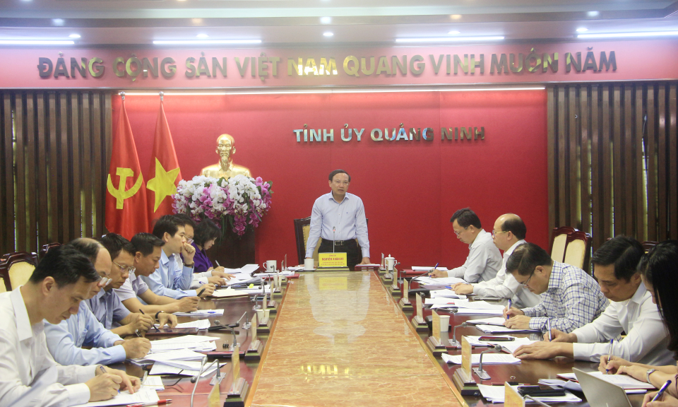 Giao ban Thường trực Tỉnh ủy