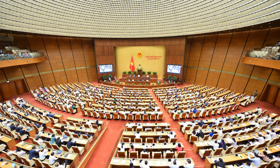 Quốc hội thông qua Luật Thanh tra (sửa đổi); Luật Dầu khí (sửa đổi); Luật Phòng, chống bạo lực gia đình (sửa đổi)