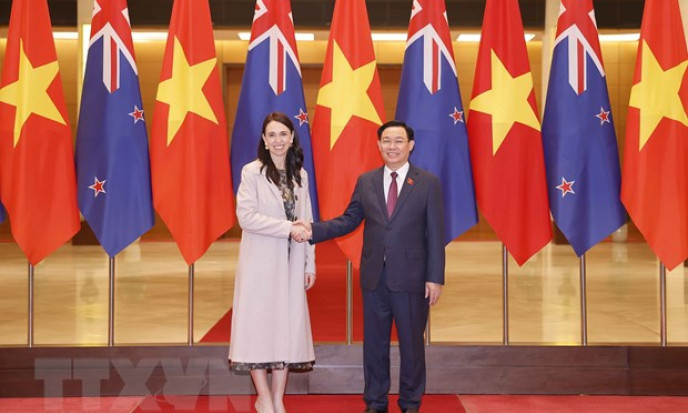 Chủ tịch Quốc hội Vương Đình Huệ hội kiến Thủ tướng New Zealand