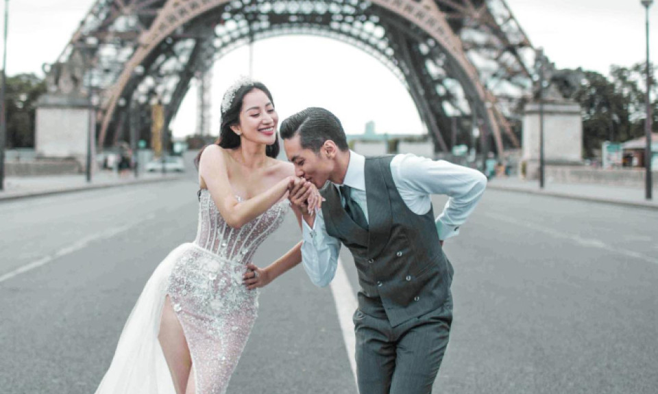 Khánh Thi, Phan Hiển cưới vào tháng 12