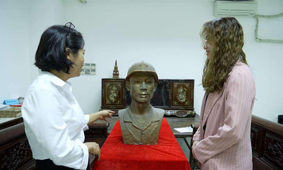 Bài hát về người thợ mỏ Anh hùng