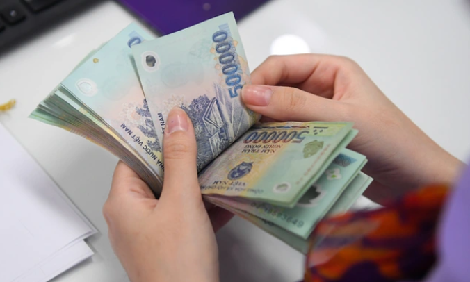 Từ 1/7/2023, lao động nữ sẽ có thêm 1 triệu đồng khi sinh con