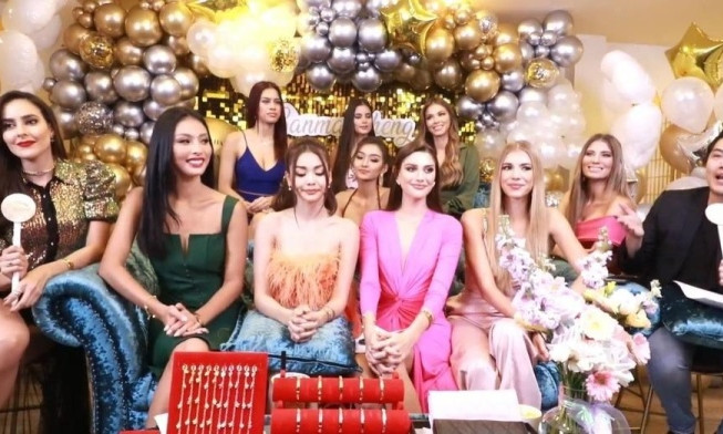 Tai tiếng của Miss Grand khi các người đẹp phải livestream bán hàng