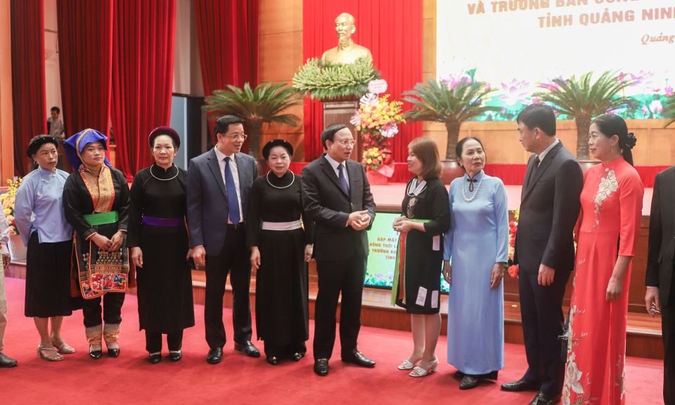 Biểu dương bí thư chi bộ đồng thời là trưởng thôn, bản, khu phố và trưởng ban công tác mặt trận tiêu biểu tỉnh Quảng Ninh năm 2022