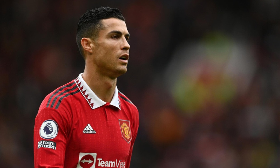 MU xem xét hủy hợp đồng và khởi kiện Ronaldo
