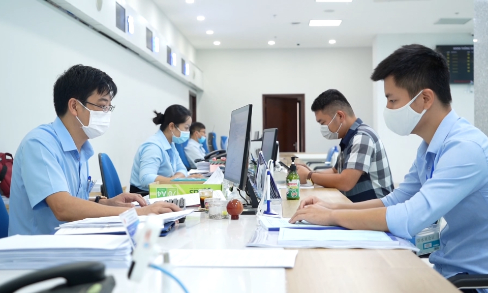 Giải quyết TTHC "5 bước trên môi trường điện tử"
