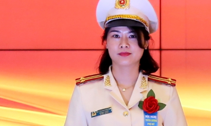 "Quyết tâm hoàn thành ở mức cao nhất cấp CCCD gắn chíp và tài khoản định danh điện tử"