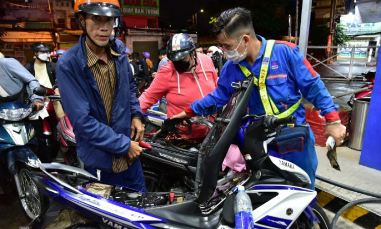 Giá xăng ngày mai có thể giảm