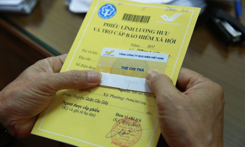 Lao động nữ nghỉ hưu trước tuổi năm 2023 có bị trừ tỷ lệ hưởng lương hưu?
