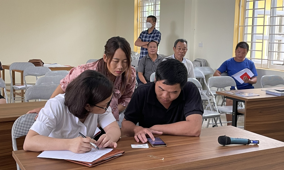 Giúp đồng bào DTTS "giảm nghèo" về pháp luật