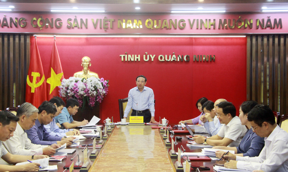 Giao ban Thường trực Tỉnh uỷ