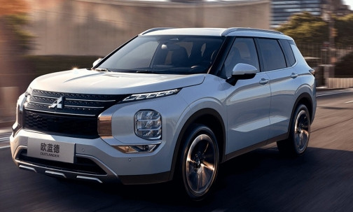 Mitsubishi Outlander 2023 trình làng với nâng cấp quan trọng, sẵn sàng ‘soán ngôi’ Honda CR-V