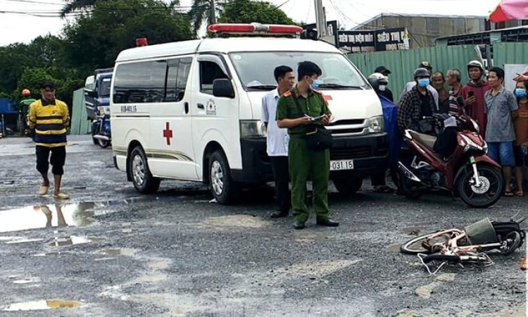 Nữ sinh lớp 9 bị xe tải cán tử vong trên đường về nhà