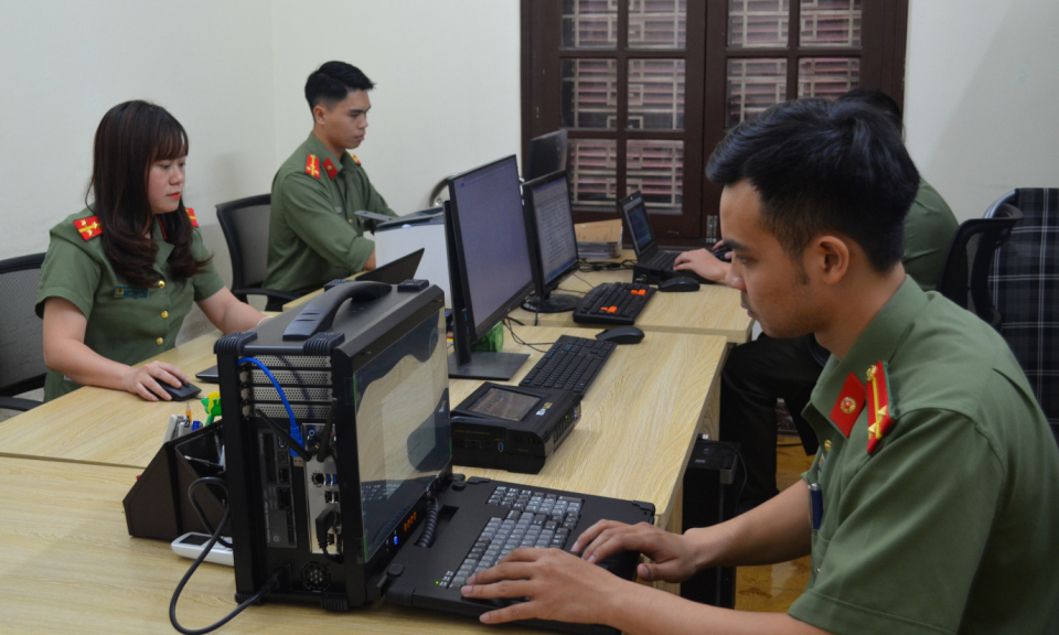 Cảnh giác với tội phạm trên không gian mạng