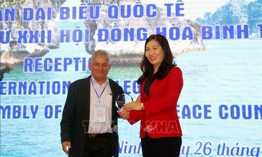 Quang Ninh leaders host delegates to WPC's 22nd Assembly