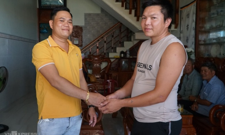 9 ngư dân sống sót ở cồn cát giữa Trường Sa nhờ 1,5 lít nước 