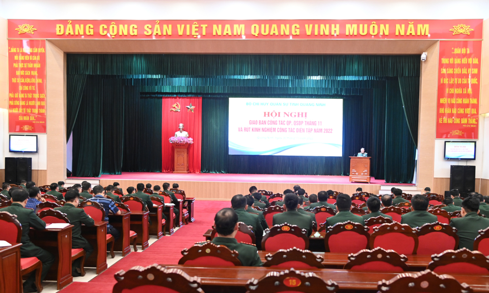 Bộ CHQS tỉnh rút kinh nghiệm công tác Diễn tập năm 2022