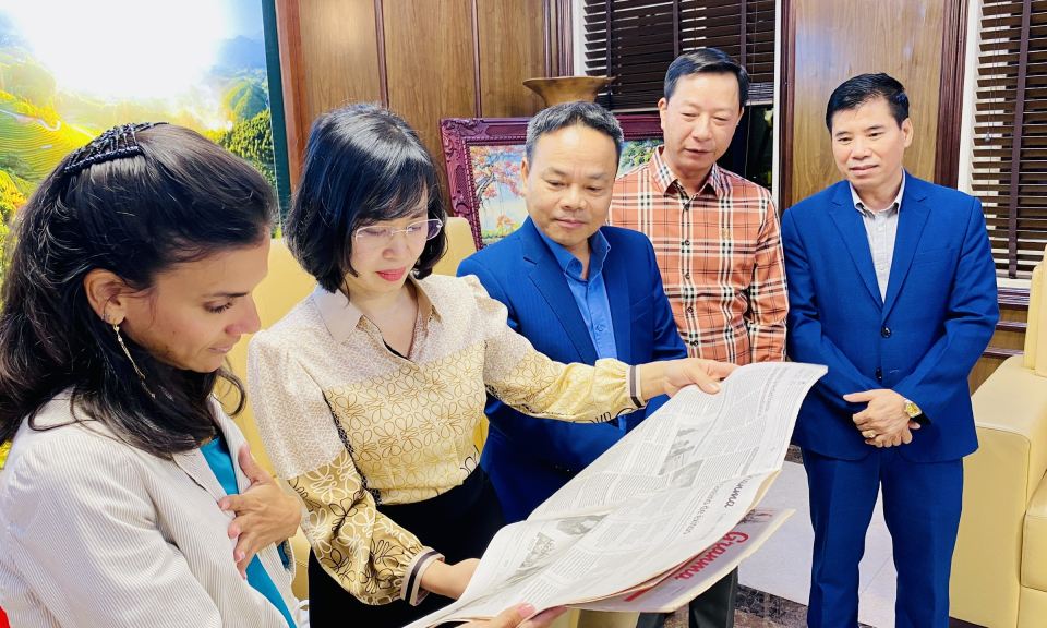 Lãnh đạo tỉnh tiếp xã giao Đoàn đại biểu Báo Granma (Cu Ba)