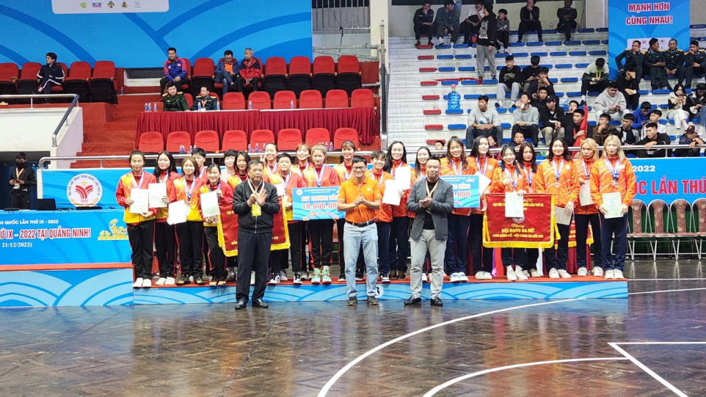 Đội bóng rổ Quảng Ninh giành HCĐ tại Đại hội TDTT toàn quốc lần thứ IX năm 2022