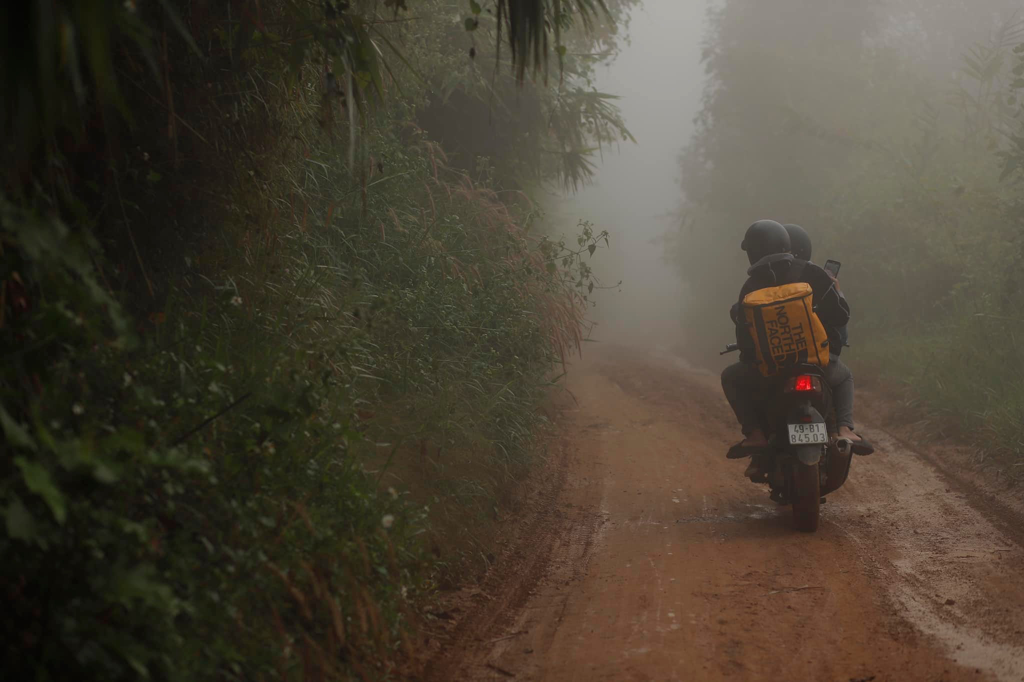 The lure of clouds in mountain pass near Da Lat