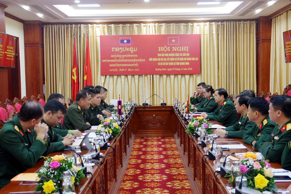Quang cảnh buổi làm việc tại Bộ CHQS tỉnh Quảng Ninh.