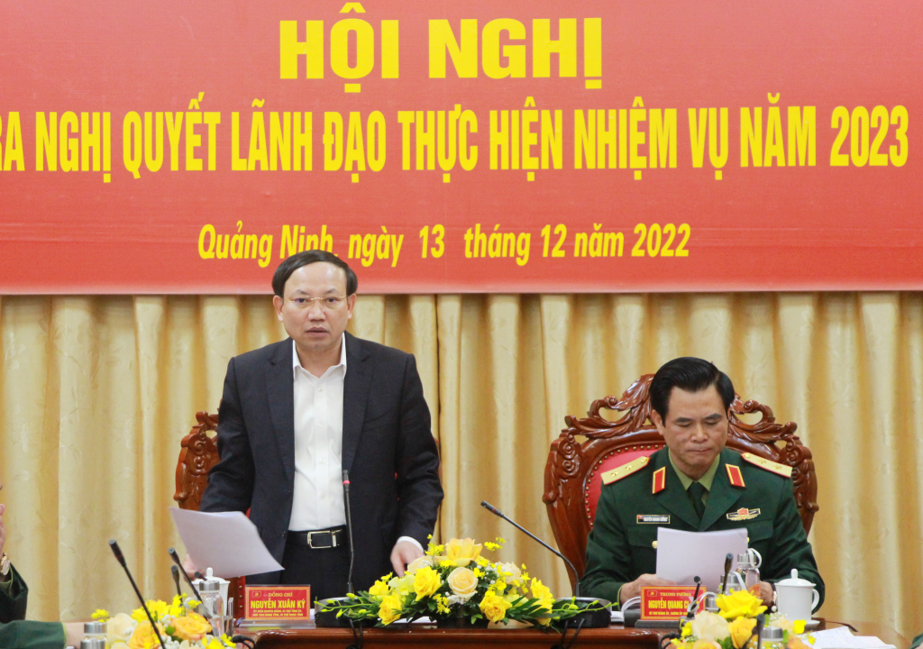 Đồng chí Nguyễn Xuân Ký, Ủy viên Trung ương Đảng, Bí thư Tỉnh ủy, Chủ tịch HĐND tỉnh, Bí thư Đảng ủy Quân sự tỉnh, kết luận hội nghị.