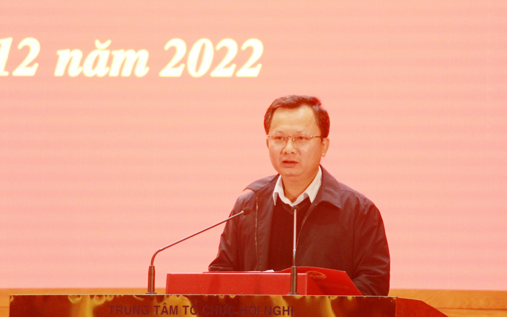 Đồng chí Cao Tường Huy, Quyền Chủ tịch UBND tỉnh quán triệt, triển khai Nghị quyết số 12-NQ/TU ngày 28/11/2022 của Ban Chấp hành Đảng bộ tỉnh.