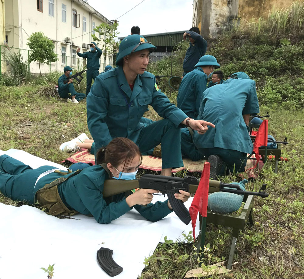 Một buổi huấn luyện của các chiến sĩ DQTV Ban CHQS xã Đồn Đạc (Ba Chẽ)