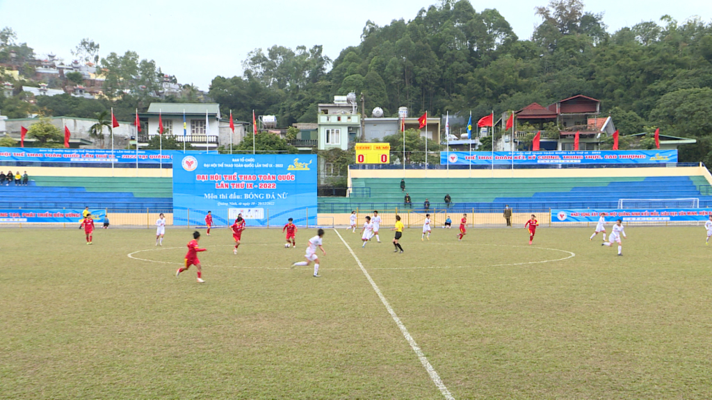 Diễn ra kịch tính với nhiều cơ hội, nhưng trận đấu giữa Đội tuyển bóng đá nữ TP Hồ Chí Minh và đội tuyển Hà Nội lại kết thúc mà không có bàn thắng.