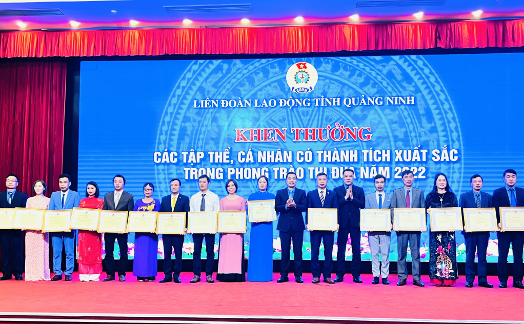 Các tập thể, cá nhân được tặng bằng khen của Tổng LĐLĐ Việt Nam