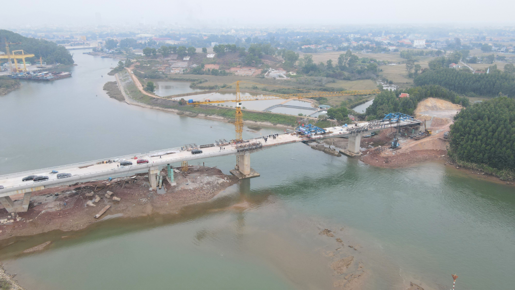 Cầu Ka Long 3 và dự án góp phần hoàn thiện mạng lưới giao thông tại Móng Cái.