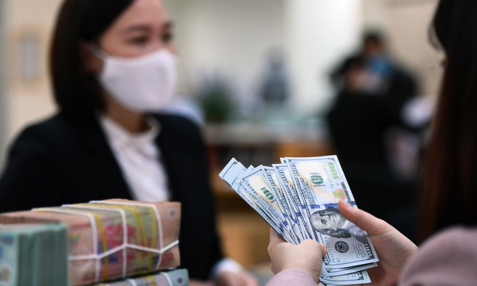 Tỷ giá USD/VNĐ lao dốc