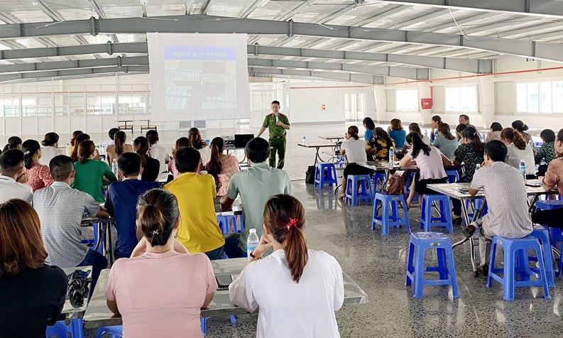 Đẩy mạnh tuyên truyền phổ biến pháp luật lao động