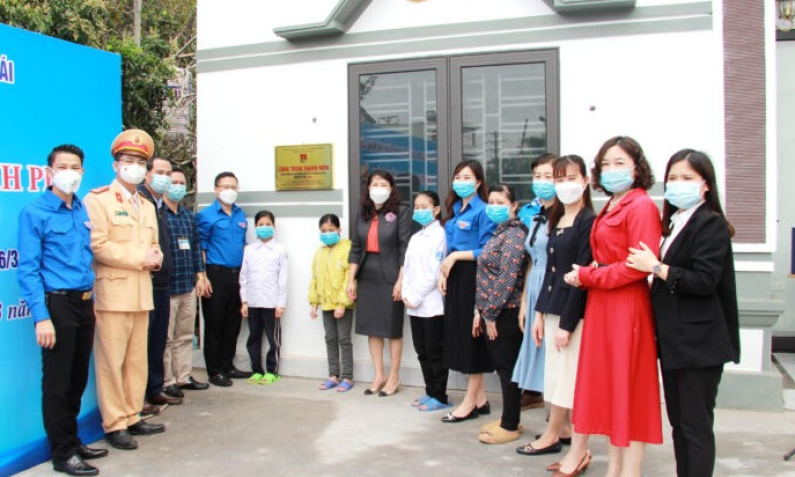 Chăm lo, giáo dục thanh thiếu niên, nhi đồng