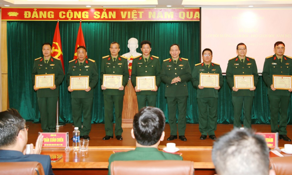 Tổng Công ty Đông Bắc: Bế giảng lớp bồi dưỡng giám đốc, phó giám đốc năm 2022