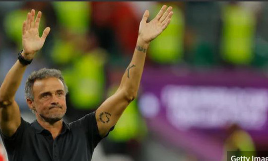 Tây Ban Nha sa thải HLV Luis Enrique