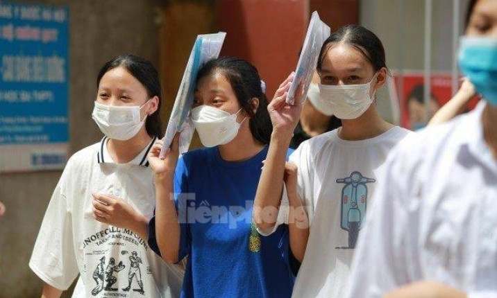Kêu cứu vì 'tắc cửa' thi chứng chỉ tiếng Trung 