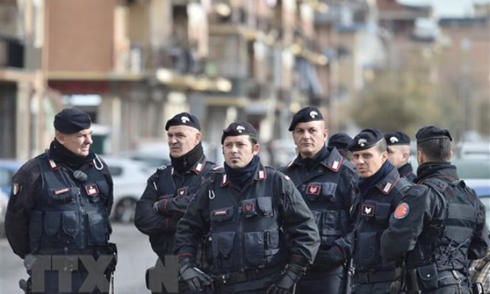 Italy: Nổ súng tại cuộc họp dân cư, 3 người thiệt mạng