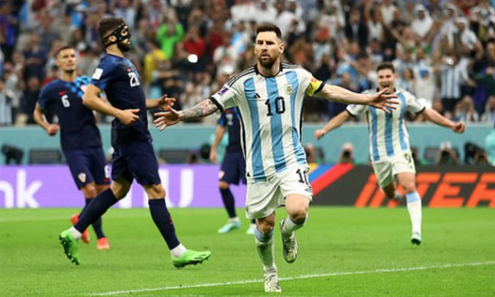 Messi lập loạt kỷ lục ở World Cup